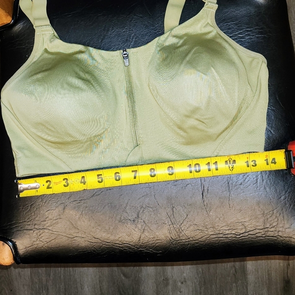2 All In Motion womens zip front sport Bras size 38c - Picture 4 of 10